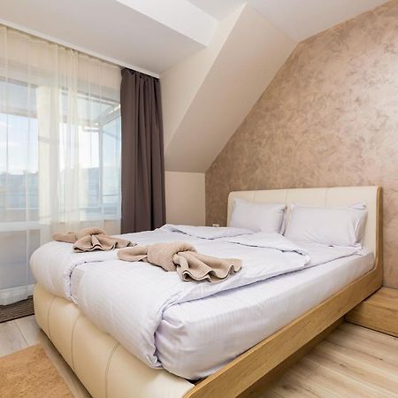 Sunny 1Bd Apartment In Old Town By Flat Mаnager Plovdiv Esterno foto