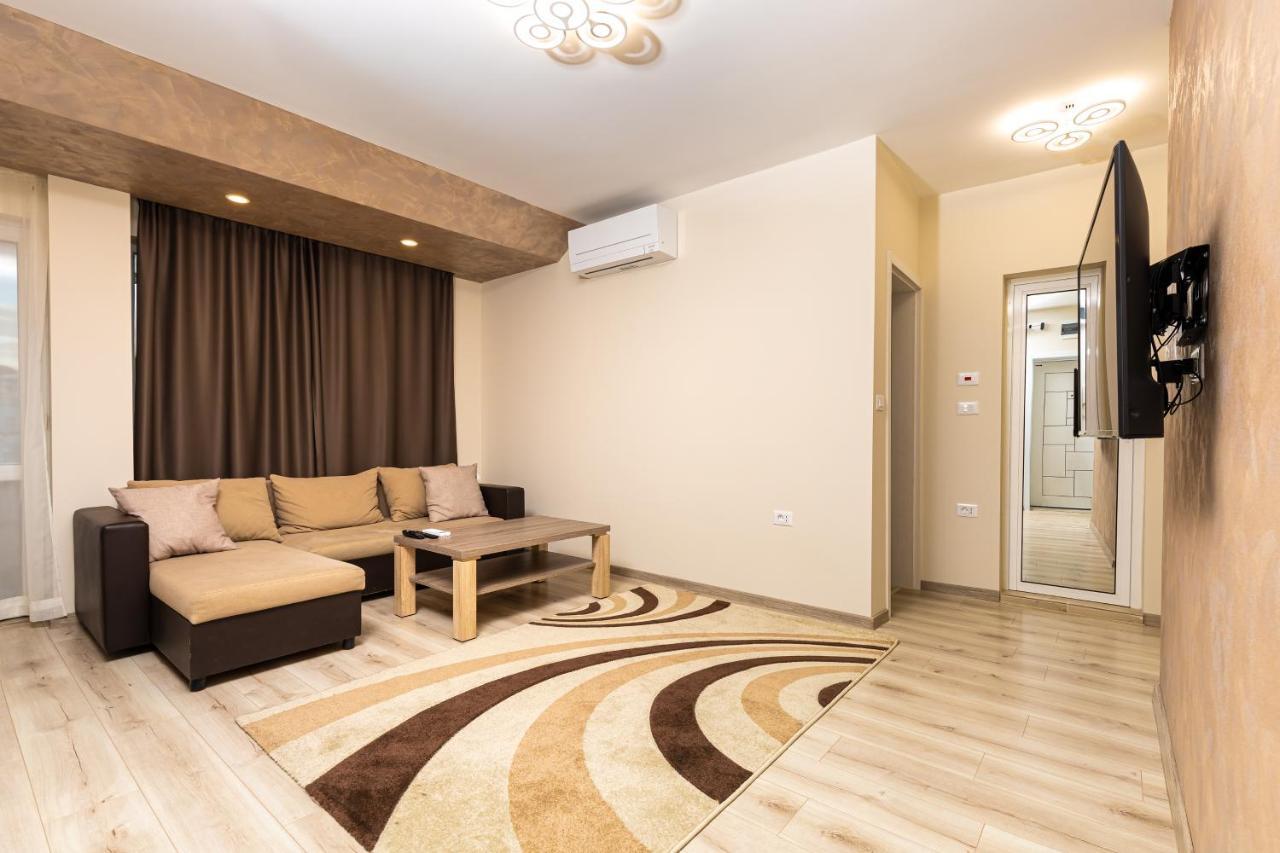 Sunny 1Bd Apartment In Old Town By Flat Mаnager Plovdiv Esterno foto