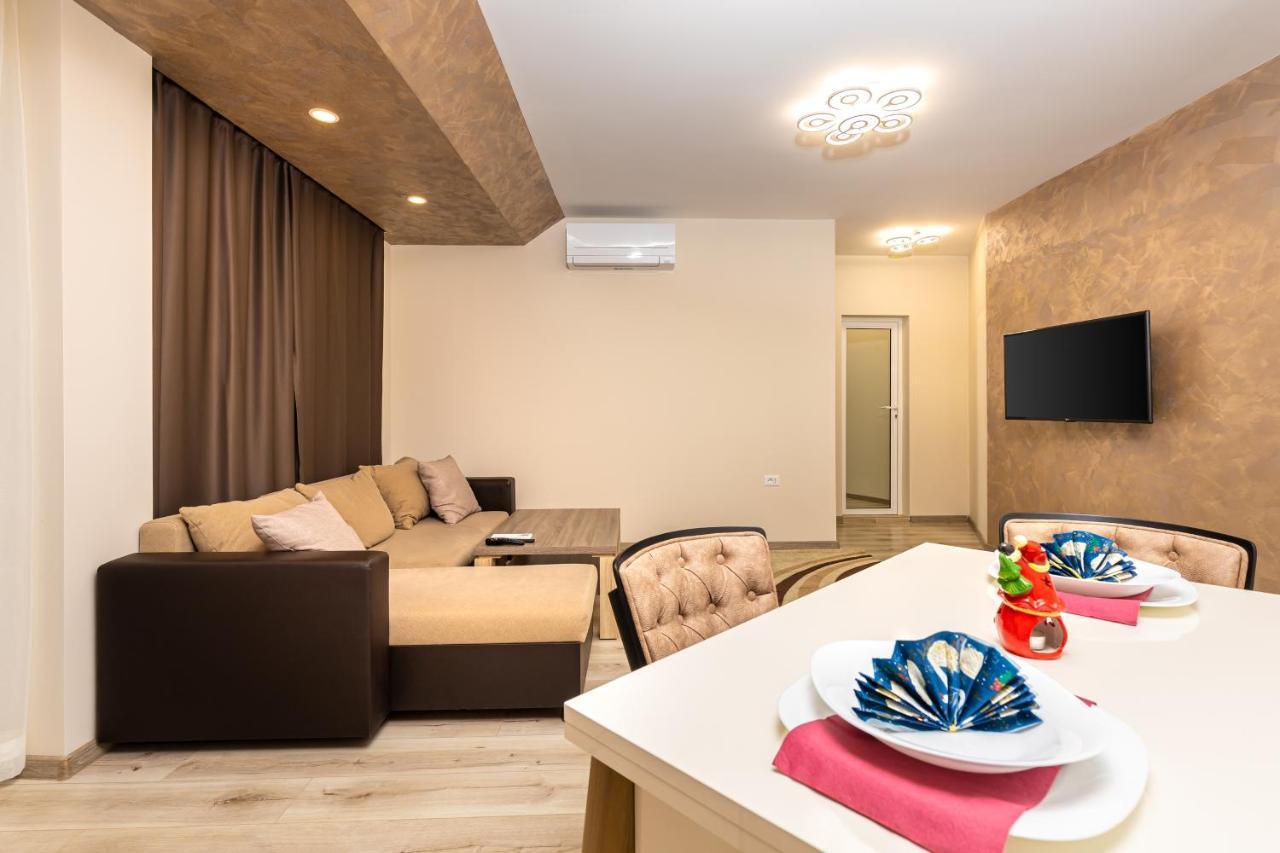Sunny 1Bd Apartment In Old Town By Flat Mаnager Plovdiv Esterno foto