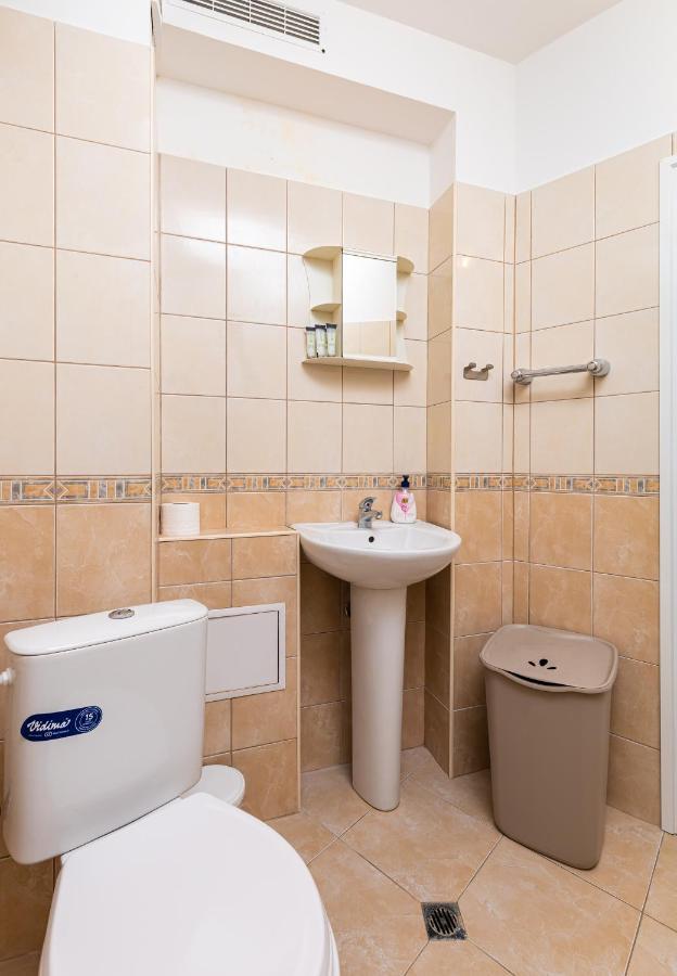 Sunny 1Bd Apartment In Old Town By Flat Mаnager Plovdiv Esterno foto